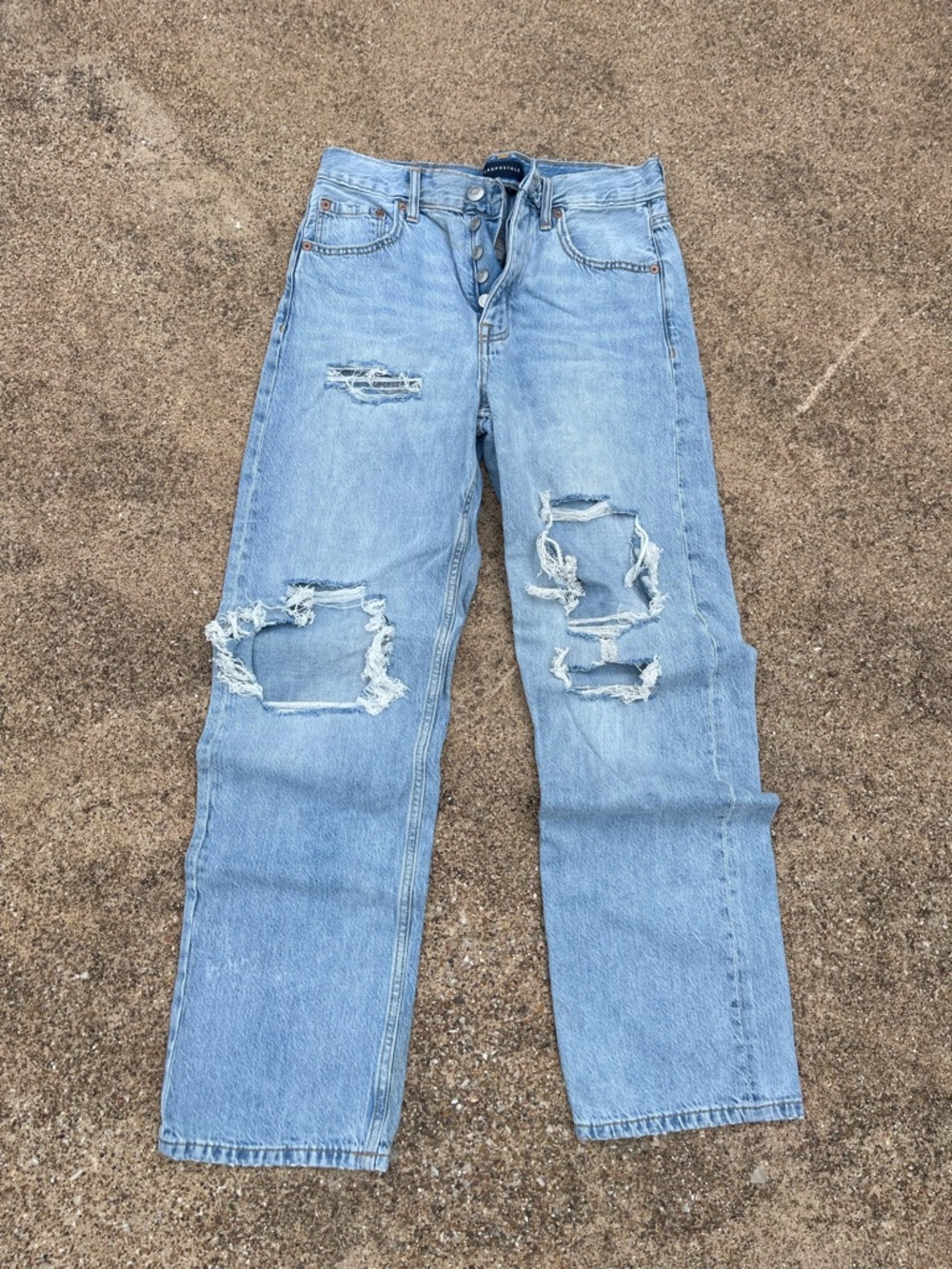 Light Blue Distressed Women’s 90s Baggy Jeans